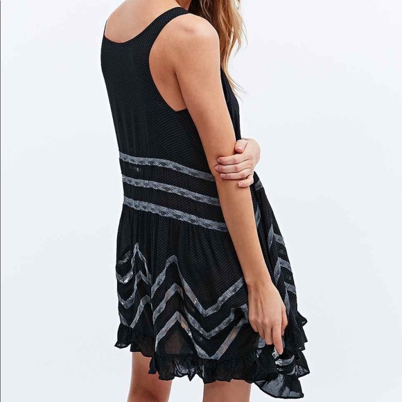 NWOT Free People Lace Trapeze Slip Black sz Small - Picture 4 of 7